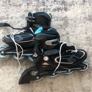 BEAUTIFUL FUN ROLLERBLADES WORN TWICE